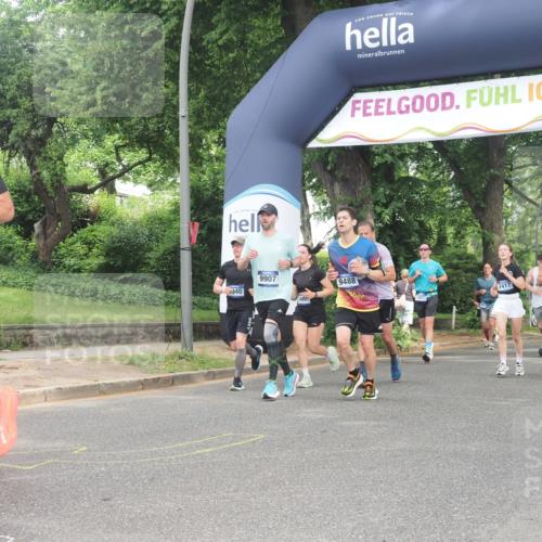 29.06.2025 - hella hamburg halbmarathon KatJ http://msf.ph/oto/8305172 29.06.2025 10:43:51 Zwischen KM18-KM19 1563, 2417, 3836, 4167, 5033, 6416, 7716, 8542, 8652 meine-sportfotos.de