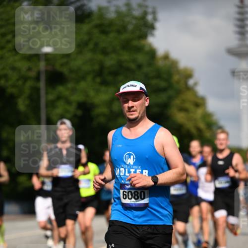 29.06.2025 - hella hamburg halbmarathon Dr. Thomas Lammeyer http://msf.ph/oto/8305244 29.06.2025 09:54:21 Kennedybrücke 1209, 1358, 1441, 1677, 1697, 2546, 3056, 3626, 4205, 4229, 4380, 4893, 5026, 5472, 5506, 5508, 5752, 5916, 6080, 6429, 6639, 6686, 6687, 7026, 7110, 8091, 8122, 8574, 8958, 8966, 10064, 10783, 11281, 11284, 11305 meine-sportfotos.de