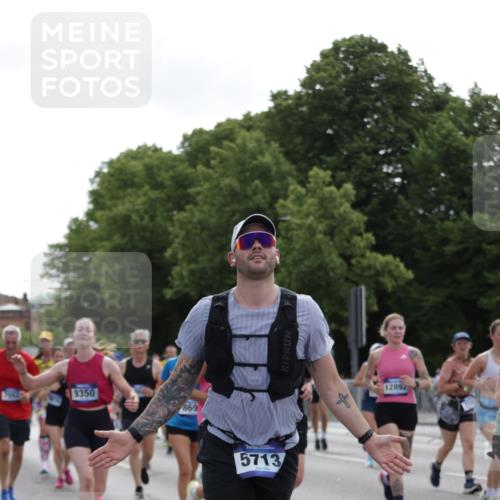 29.06.2025 - hella hamburg halbmarathon Jannik Wohlers http://msf.ph/oto/8305358 29.06.2025 10:37:43 Lombardsbrücke 1196, 1394, 1457, 1578, 1742, 1901, 1966, 2786, 3242, 3716, 3880, 4414, 4921, 5300, 5713, 6199, 6200, 6697, 6751, 6930, 7118, 7165, 7244, 7552, 7629, 7914, 8198, 8199, 8539, 8615, 8696, 9350, 9391, 10025, 10584, 11152, 11421, 11456, 11457, 11479, 12573, 12892, 12997, 13103, 13442, 14016, 14163, 15329, 15355, 15417, 15562, 15762, 16061, 16211, 16220, 16360, 16658, 16876, 17053, 18572, 18592, 18937 meine-sportfotos.de