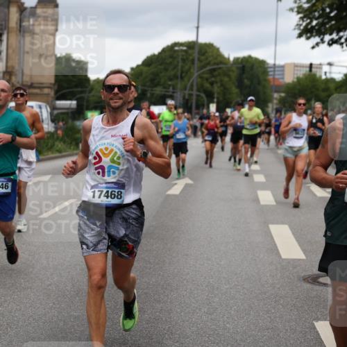29.06.2025 - hella hamburg halbmarathon Yannick Fuchs http://msf.ph/oto/8305419 29.06.2025 10:50:14 20KM 1130, 1877, 2083, 2378, 3042, 3048, 4152, 4594, 4813, 5287, 5465, 5570, 5721, 5744, 6759, 7037, 7547, 7646, 8311, 8330, 8863, 8968, 8996, 9246, 9622, 9884, 9903, 10084, 10093, 10665, 11143, 11554, 11638, 11870, 12515, 12858, 13691, 14363, 14461, 14588, 14867, 15134, 15407, 16008, 16009, 16043, 16121, 16434, 16620, 16625, 16679, 17268, 17468, 17660, 17993, 18117, 18531, 18634, 18867, 18966 meine-sportfotos.de