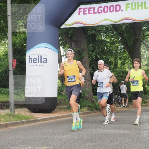 29.06.2025 - hella hamburg halbmarathon KatJ http://msf.ph/oto/8305597 29.06.2025 10:14:30 Zwischen KM18-KM19 7331 meine-sportfotos.de