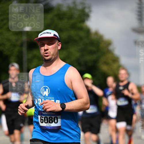 29.06.2025 - hella hamburg halbmarathon Dr. Thomas Lammeyer http://msf.ph/oto/8305767 29.06.2025 09:54:22 Kennedybrücke 1209, 1358, 1441, 1677, 1697, 2546, 2579, 3056, 3626, 4205, 4229, 4380, 4889, 4893, 5026, 5472, 5506, 5508, 5752, 5916, 6080, 6429, 6639, 6686, 6687, 7026, 7110, 8091, 8122, 8574, 8958, 8966, 10064, 10783, 11281, 11284, 11305 meine-sportfotos.de