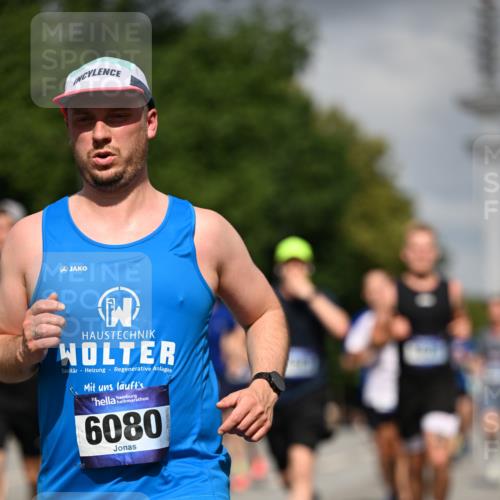29.06.2025 - hella hamburg halbmarathon Dr. Thomas Lammeyer http://msf.ph/oto/8305787 29.06.2025 09:54:22 Kennedybrücke 1209, 1358, 1441, 1677, 1697, 2546, 2579, 3056, 3626, 4205, 4229, 4380, 4889, 4893, 5026, 5472, 5506, 5508, 5752, 5916, 6080, 6429, 6639, 6686, 6687, 7026, 7110, 8091, 8122, 8574, 8958, 8966, 10064, 10783, 11281, 11284, 11305 meine-sportfotos.de
