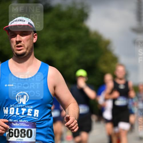 29.06.2025 - hella hamburg halbmarathon Dr. Thomas Lammeyer http://msf.ph/oto/8305800 29.06.2025 09:54:22 Kennedybrücke 1209, 1358, 1441, 1677, 1697, 2546, 2579, 3056, 3626, 4205, 4229, 4380, 4889, 4893, 5026, 5472, 5506, 5508, 5752, 5916, 6080, 6429, 6639, 6686, 6687, 7026, 7110, 8091, 8122, 8574, 8958, 8966, 10064, 10783, 11281, 11284, 11305 meine-sportfotos.de