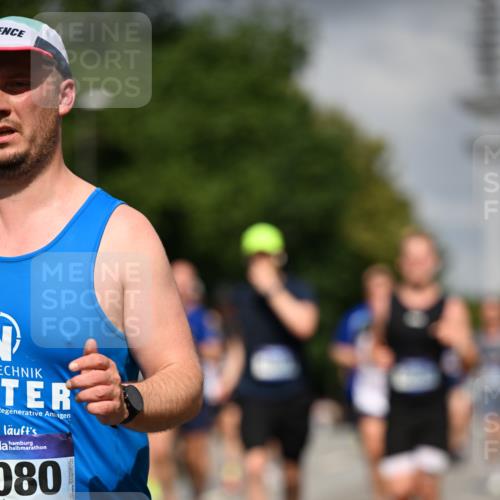 29.06.2025 - hella hamburg halbmarathon Dr. Thomas Lammeyer http://msf.ph/oto/8305810 29.06.2025 09:54:23 Kennedybrücke 1209, 1441, 1677, 1697, 2546, 2579, 3056, 3626, 4205, 4229, 4380, 4888, 4889, 4893, 5026, 5087, 5472, 5506, 5508, 5752, 5916, 6080, 6429, 6639, 6686, 6687, 7026, 7110, 8091, 8122, 8574, 8958, 8966, 10064, 10783, 11281, 11284, 11305 meine-sportfotos.de