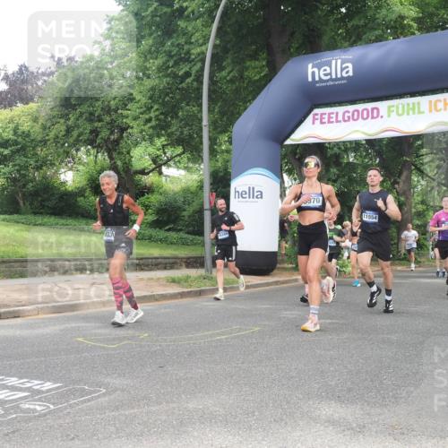 29.06.2025 - hella hamburg halbmarathon KatJ http://msf.ph/oto/8305930 29.06.2025 10:43:58 Zwischen KM18-KM19 2417, 2676, 4833, 4940, 4951, 5570, 6835 meine-sportfotos.de