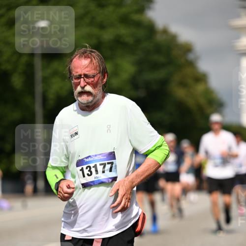 29.06.2025 - hella hamburg halbmarathon Dr. Thomas Lammeyer http://msf.ph/oto/8306030 29.06.2025 10:16:40 Kennedybrücke 1020, 1051, 2531, 2942, 3360, 3363, 4532, 5150, 6489, 7014, 7873, 7907, 8398, 8405, 8917, 9705, 10067, 10402, 10409, 11025 meine-sportfotos.de