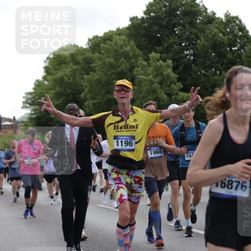 29.06.2025 - hella hamburg halbmarathon Jannik Wohlers http://msf.ph/oto/8306081 29.06.2025 10:37:48 Lombardsbrücke 1196, 1394, 1457, 1596, 1742, 1791, 1901, 1966, 2113, 2498, 2786, 3010, 3242, 3338, 3635, 3636, 3716, 3880, 4414, 4921, 5300, 5713, 6199, 6200, 6751, 6930, 7118, 7165, 7552, 7629, 7868, 7914, 8198, 8199, 8539, 8615, 8696, 9350, 9391, 10025, 10584, 11152, 11812, 12573, 12675, 12677, 12892, 12997, 13103, 13442, 13833, 14016, 14163, 14406, 15101, 15329, 15355, 15417, 15562, 15762, 16061, 16220, 16465, 16658, 16876, 16942, 17053, 18592, 18937 meine-sportfotos.de