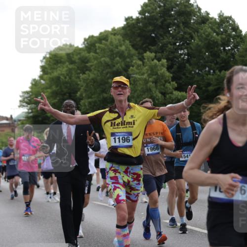 29.06.2025 - hella hamburg halbmarathon Jannik Wohlers http://msf.ph/oto/8306088 29.06.2025 10:37:48 Lombardsbrücke 1196, 1394, 1457, 1596, 1742, 1791, 1901, 1966, 2113, 2498, 2786, 3010, 3242, 3338, 3635, 3636, 3716, 3880, 4414, 4921, 5300, 5713, 6199, 6200, 6751, 6930, 7118, 7165, 7552, 7629, 7868, 7914, 8198, 8199, 8539, 8615, 8696, 9350, 9391, 10025, 10584, 11152, 11812, 12573, 12675, 12677, 12892, 12997, 13103, 13442, 13833, 14016, 14163, 14406, 15101, 15329, 15355, 15417, 15562, 15762, 16061, 16220, 16465, 16658, 16876, 16942, 17053, 18592, 18937 meine-sportfotos.de