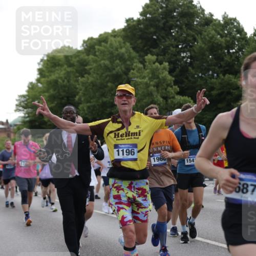 29.06.2025 - hella hamburg halbmarathon Jannik Wohlers http://msf.ph/oto/8306123 29.06.2025 10:37:49 Lombardsbrücke 1196, 1394, 1457, 1596, 1742, 1791, 1901, 1966, 2113, 2498, 2786, 3010, 3242, 3286, 3338, 3635, 3636, 3716, 4414, 4921, 5300, 5713, 6199, 6200, 6751, 6930, 7118, 7165, 7552, 7629, 7868, 7914, 8198, 8199, 8539, 8615, 8696, 8718, 9350, 9391, 10584, 11152, 11812, 12573, 12675, 12677, 12892, 12997, 13103, 13442, 13833, 14016, 14163, 14406, 15101, 15329, 15355, 15417, 15562, 15762, 16061, 16220, 16465, 16658, 16876, 16942, 17053, 18592, 18937 meine-sportfotos.de