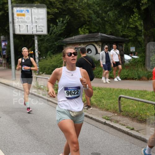 29.06.2025 - hella hamburg halbmarathon Yannick Fuchs http://msf.ph/oto/8306173 29.06.2025 10:50:18 20KM 1877, 2083, 2378, 2741, 3042, 4152, 4594, 4813, 5287, 5570, 5721, 5744, 6759, 7037, 7547, 7646, 8330, 8968, 8996, 9246, 9622, 9884, 9903, 10084, 10093, 10665, 11143, 11554, 11638, 11870, 12590, 12712, 12858, 13691, 14408, 14588, 14867, 15134, 15407, 16008, 16009, 16043, 16121, 16620, 16625, 16679, 17268, 17468, 17660, 17993, 18117, 18531, 18634, 18867, 18899, 18966 meine-sportfotos.de