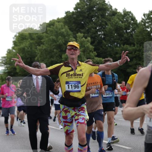 29.06.2025 - hella hamburg halbmarathon Jannik Wohlers http://msf.ph/oto/8306187 29.06.2025 10:37:49 Lombardsbrücke 1196, 1394, 1457, 1596, 1742, 1791, 1901, 1966, 2113, 2498, 2786, 3010, 3242, 3286, 3338, 3635, 3636, 3716, 4414, 4921, 5300, 5713, 6199, 6200, 6751, 6930, 7118, 7165, 7552, 7629, 7868, 7914, 8198, 8199, 8539, 8615, 8696, 8718, 9350, 9391, 10584, 11152, 11812, 12573, 12675, 12677, 12892, 12997, 13103, 13442, 13833, 14016, 14163, 14406, 15101, 15329, 15355, 15417, 15562, 15762, 16061, 16220, 16465, 16658, 16876, 16942, 17053, 18592, 18937 meine-sportfotos.de