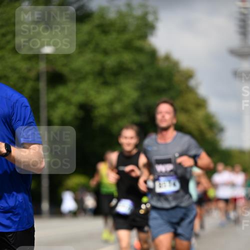29.06.2025 - hella hamburg halbmarathon Dr. Thomas Lammeyer http://msf.ph/oto/8306301 29.06.2025 09:54:27 Kennedybrücke 1441, 1677, 1697, 1962, 2546, 2579, 3056, 3626, 4229, 4380, 4888, 4889, 4893, 5026, 5087, 5472, 5506, 5752, 5916, 6080, 6429, 6639, 6686, 6687, 6721, 6901, 7026, 7110, 7116, 7284, 7635, 8091, 8122, 8319, 8574, 8966, 9313, 10064, 10783, 11284 meine-sportfotos.de