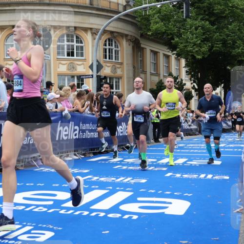 29.06.2025 - hella hamburg halbmarathon Strokosch-Dieckow http://msf.ph/oto/8306359 29.06.2025 10:55:57 Ziel 1180, 2612, 3042, 3058, 3256, 3668, 4772, 7147, 7594, 7976, 8968, 9246, 10084, 14867, 15184, 15868, 15884, 16176, 18212, 18867 meine-sportfotos.de