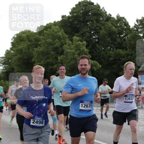 29.06.2025 - hella hamburg halbmarathon Jannik Wohlers http://msf.ph/oto/8306432 29.06.2025 10:37:57 Lombardsbrücke 1196, 1457, 1596, 1742, 1791, 1966, 2113, 2151, 2498, 3010, 3094, 3095, 3242, 3286, 3338, 3635, 3636, 3716, 3777, 3841, 4139, 4155, 4159, 4883, 5085, 5089, 5155, 5300, 5735, 6200, 6751, 6930, 7117, 7165, 7552, 7692, 7868, 7914, 8718, 9424, 9699, 10584, 11728, 11812, 12116, 12573, 12675, 12677, 13000, 13200, 13823, 13833, 14016, 14163, 14406, 15101, 15355, 15417, 15644, 16061, 16174, 16214, 16465, 16658, 16708, 16876, 16942, 17053, 17091, 18709 meine-sportfotos.de