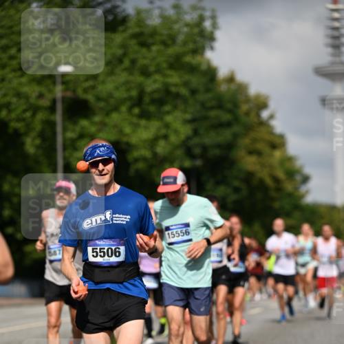 29.06.2025 - hella hamburg halbmarathon Dr. Thomas Lammeyer http://msf.ph/oto/8306530 29.06.2025 09:54:29 Kennedybrücke 1256, 1441, 1677, 1962, 2546, 2579, 3056, 3626, 4229, 4888, 4889, 4893, 5026, 5087, 5472, 5506, 5752, 5916, 6080, 6429, 6639, 6687, 6721, 6901, 7110, 7116, 7284, 7635, 8091, 8122, 8319, 8574, 8966, 9313, 10064, 10469, 10783, 11284 meine-sportfotos.de