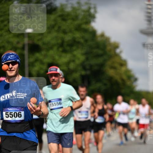 29.06.2025 - hella hamburg halbmarathon Dr. Thomas Lammeyer http://msf.ph/oto/8306577 29.06.2025 09:54:30 Kennedybrücke 1256, 1441, 1677, 1962, 2546, 2579, 3056, 4888, 4889, 4893, 5026, 5087, 5472, 5506, 5752, 5916, 6080, 6429, 6639, 6721, 6901, 7110, 7116, 7284, 7635, 8091, 8122, 8319, 8574, 8966, 9313, 10064, 10469, 10783, 11284 meine-sportfotos.de