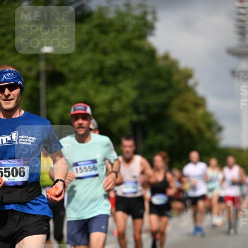 29.06.2025 - hella hamburg halbmarathon Dr. Thomas Lammeyer http://msf.ph/oto/8306582 29.06.2025 09:54:30 Kennedybrücke 1256, 1441, 1677, 1962, 2546, 2579, 3056, 4888, 4889, 4893, 5026, 5087, 5472, 5506, 5752, 5916, 6080, 6429, 6639, 6721, 6901, 7110, 7116, 7284, 7635, 8091, 8122, 8319, 8574, 8966, 9313, 10064, 10469, 10783, 11284 meine-sportfotos.de