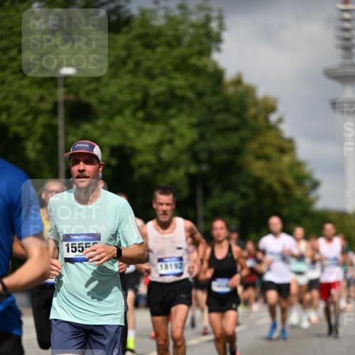 29.06.2025 - hella hamburg halbmarathon Dr. Thomas Lammeyer http://msf.ph/oto/8306594 29.06.2025 09:54:30 Kennedybrücke 1256, 1441, 1677, 1962, 2546, 2579, 3056, 4888, 4889, 4893, 5026, 5087, 5472, 5506, 5752, 5916, 6080, 6429, 6639, 6721, 6901, 7110, 7116, 7284, 7635, 8091, 8122, 8319, 8574, 8966, 9313, 10064, 10469, 10783, 11284 meine-sportfotos.de