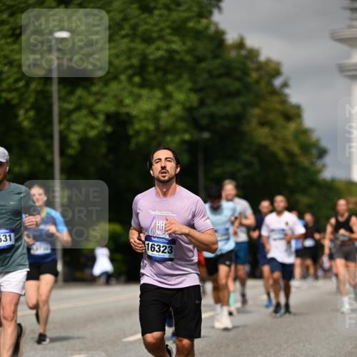 29.06.2025 - hella hamburg halbmarathon Dr. Thomas Lammeyer http://msf.ph/oto/8306888 29.06.2025 10:16:49 Kennedybrücke 1020, 1051, 2531, 2942, 3360, 4187, 4532, 6489, 7014, 7873, 8398, 8405, 9705, 10409, 11025 meine-sportfotos.de
