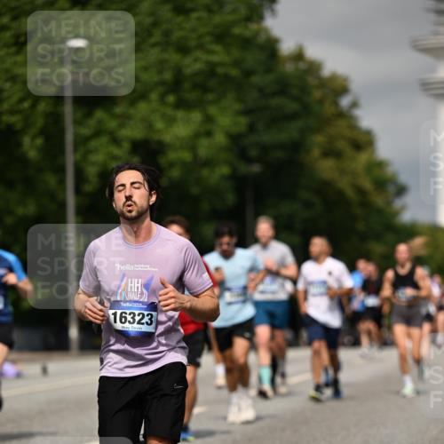 29.06.2025 - hella hamburg halbmarathon Dr. Thomas Lammeyer http://msf.ph/oto/8306913 29.06.2025 10:16:49 Kennedybrücke 1020, 1051, 2531, 2942, 3360, 4187, 4532, 6489, 7014, 7873, 8398, 8405, 9705, 10409, 11025 meine-sportfotos.de