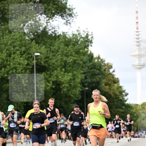 29.06.2025 - hella hamburg halbmarathon Dr. Thomas Lammeyer http://msf.ph/oto/8306957 29.06.2025 10:38:11 Kennedybrücke 1189, 1275, 1764, 1787, 2038, 2276, 2464, 2496, 2933, 3264, 3340, 3345, 3848, 4445, 4824, 4826, 5096, 5141, 5557, 5566, 5569, 5691, 5821, 5822, 5887, 6109, 6364, 6515, 6516, 6574, 6956, 7027, 7324, 7329, 7565, 7633, 7653, 7982, 8157, 8277, 8282, 8349, 8375, 8377, 8383, 8401, 9094, 9875, 9995, 10007, 10048, 10071, 10561, 10564, 11229, 11237, 11338, 11432 meine-sportfotos.de