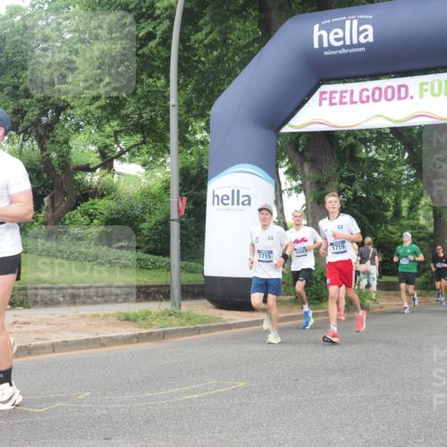 29.06.2025 - hella hamburg halbmarathon KatJ http://msf.ph/oto/8307086 29.06.2025 10:44:06 Zwischen KM18-KM19 1715, 1719, 2883, 4467 meine-sportfotos.de