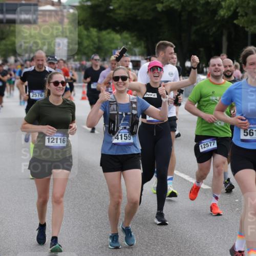 29.06.2025 - hella hamburg halbmarathon Jannik Wohlers http://msf.ph/oto/8307130 29.06.2025 10:38:10 Lombardsbrücke 56, 1721, 2151, 2576, 2660, 3094, 3095, 3216, 3286, 3323, 3726, 3777, 3841, 4028, 4139, 4155, 4159, 4259, 4260, 4316, 4883, 5085, 5089, 5155, 5617, 5684, 5735, 5913, 6695, 6696, 6875, 7117, 7148, 7371, 7561, 7692, 7849, 8583, 8635, 8718, 9004, 9424, 9699, 11635, 11697, 11728, 12075, 12116, 12577, 13000, 13200, 13823, 14096, 15644, 15755, 16174, 16214, 16708, 17091, 17250, 17333, 17478, 18471, 18709 meine-sportfotos.de