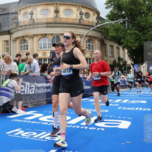 29.06.2025 - hella hamburg halbmarathon Strokosch-Dieckow http://msf.ph/oto/8307224 29.06.2025 10:56:11 Ziel 1193, 4594, 4813, 5465, 5492, 5570, 7547, 7594, 8330, 8639, 9903, 9907, 10789, 12348, 12545, 14363, 15484, 16113, 16634, 17468, 17640, 17642, 18741, 19152 meine-sportfotos.de