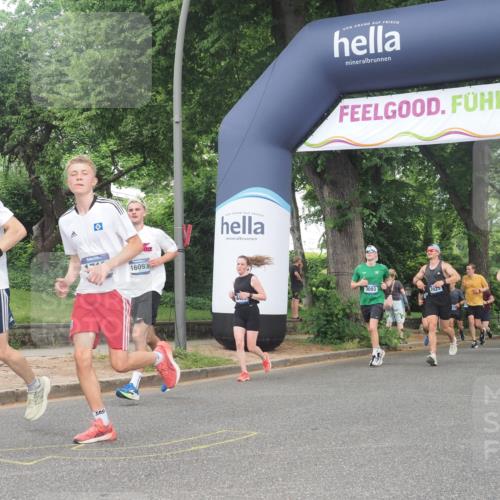 29.06.2025 - hella hamburg halbmarathon KatJ http://msf.ph/oto/8307244 29.06.2025 10:44:07 Zwischen KM18-KM19 1715, 1719, 2883, 3093, 4467 meine-sportfotos.de
