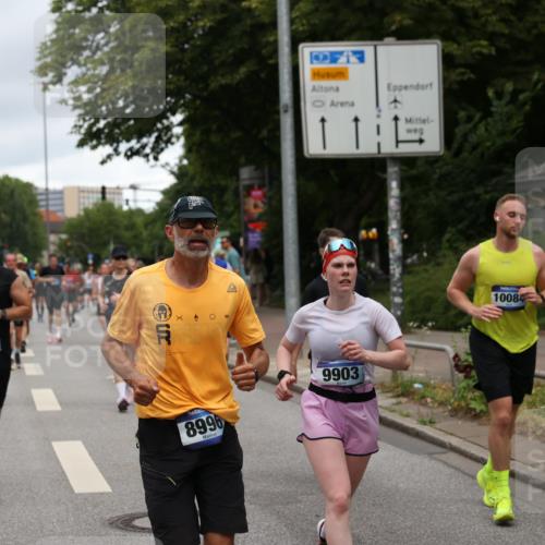 29.06.2025 - hella hamburg halbmarathon Yannick Fuchs http://msf.ph/oto/8307421 29.06.2025 10:50:25 20KM 1583, 1877, 1955, 2083, 2378, 2741, 4152, 4594, 4813, 5418, 5492, 5570, 5721, 5744, 7037, 7547, 7646, 8542, 8652, 8669, 8968, 8996, 9246, 9622, 9884, 9903, 10084, 10093, 10665, 11870, 12348, 12590, 12712, 13394, 13691, 13750, 14408, 14588, 14867, 15407, 15431, 15695, 16008, 16009, 16043, 16121, 16620, 16634, 16679, 17268, 17660, 17993, 18117, 18531, 18719, 18867, 18899, 18966, 19091 meine-sportfotos.de