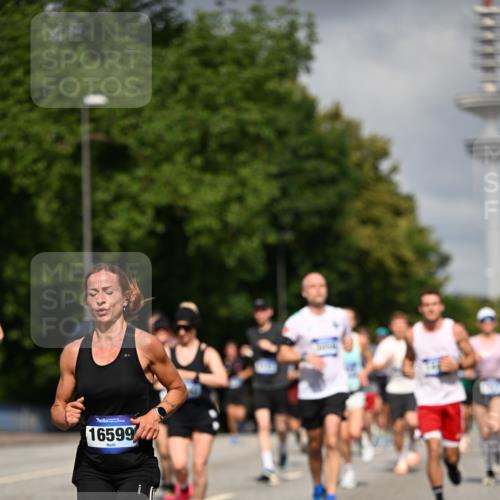 29.06.2025 - hella hamburg halbmarathon Dr. Thomas Lammeyer http://msf.ph/oto/8307746 29.06.2025 09:54:33 Kennedybrücke 1256, 1441, 1677, 1962, 2546, 2579, 3056, 3947, 4854, 4888, 4889, 4893, 5026, 5087, 5506, 5752, 5916, 6080, 6429, 6639, 6721, 6901, 7110, 7116, 7284, 7635, 8091, 8122, 8319, 8574, 8966, 9313, 9755, 9833, 10064, 10415, 10469 meine-sportfotos.de