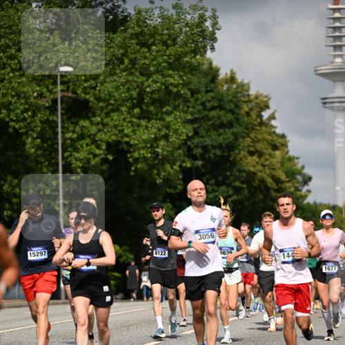29.06.2025 - hella hamburg halbmarathon Dr. Thomas Lammeyer http://msf.ph/oto/8307867 29.06.2025 09:54:33 Kennedybrücke 1256, 1441, 1677, 1962, 2546, 2579, 3056, 3947, 4854, 4888, 4889, 4893, 5026, 5087, 5506, 5752, 5916, 6080, 6429, 6639, 6721, 6901, 7110, 7116, 7284, 7635, 8091, 8122, 8319, 8574, 8966, 9313, 9755, 9833, 10064, 10415, 10469 meine-sportfotos.de