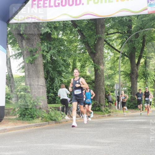 29.06.2025 - hella hamburg halbmarathon KatJ http://msf.ph/oto/8307893 29.06.2025 10:14:55 Zwischen KM18-KM19 5612 meine-sportfotos.de