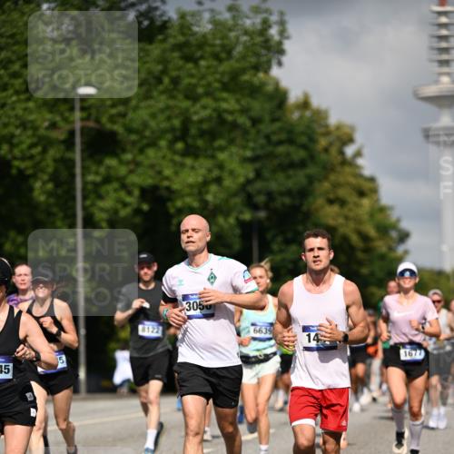 29.06.2025 - hella hamburg halbmarathon Dr. Thomas Lammeyer http://msf.ph/oto/8308023 29.06.2025 09:54:35 Kennedybrücke 1256, 1441, 1677, 1962, 2546, 2579, 3056, 3947, 4854, 4888, 4889, 4893, 5026, 5087, 5506, 5752, 5916, 6429, 6593, 6639, 6721, 6901, 7116, 7284, 7378, 7635, 8091, 8122, 8319, 8574, 8966, 9313, 9371, 9755, 9833, 9885, 10064, 10415, 10469 meine-sportfotos.de