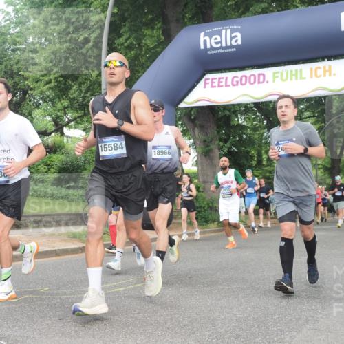 29.06.2025 - hella hamburg halbmarathon KatJ http://msf.ph/oto/8308049 29.06.2025 10:44:14 Zwischen KM18-KM19 1200, 1715, 1833, 2025, 2488, 3093, 3413, 3859, 4426, 4467, 5457, 5458, 5728 meine-sportfotos.de