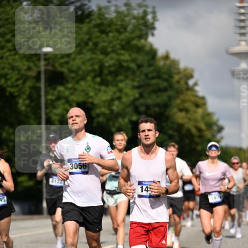 29.06.2025 - hella hamburg halbmarathon Dr. Thomas Lammeyer http://msf.ph/oto/8308083 29.06.2025 09:54:35 Kennedybrücke 1256, 1441, 1677, 1962, 2546, 2579, 3056, 3947, 4854, 4888, 4889, 4893, 5026, 5087, 5506, 5752, 5916, 6429, 6593, 6639, 6721, 6901, 7116, 7284, 7378, 7635, 8091, 8122, 8319, 8574, 8966, 9313, 9371, 9755, 9833, 9885, 10064, 10415, 10469 meine-sportfotos.de