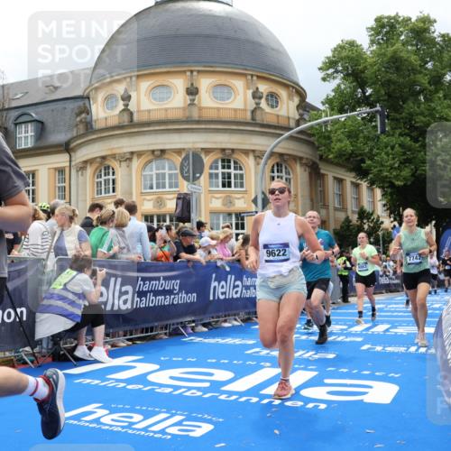 29.06.2025 - hella hamburg halbmarathon Strokosch-Dieckow http://msf.ph/oto/8308226 29.06.2025 10:56:26 Ziel 1583, 3048, 3413, 4029, 5672, 5744, 6399, 7742, 8542, 8652, 8863, 9562, 9622, 10093, 10665, 11231, 11309, 15300, 15407, 15818, 16257, 16261, 16375, 17268, 17734, 18117, 18495, 18652, 18746, 18835 meine-sportfotos.de