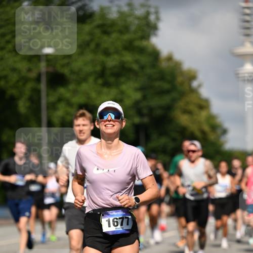 29.06.2025 - hella hamburg halbmarathon Dr. Thomas Lammeyer http://msf.ph/oto/8308335 29.06.2025 09:54:38 Kennedybrücke 1256, 1441, 1677, 1912, 1962, 2579, 3056, 3947, 4854, 4865, 4888, 4889, 5087, 5275, 5506, 6429, 6593, 6639, 6721, 6901, 7116, 7284, 7378, 7635, 7693, 8091, 8122, 8319, 8574, 8966, 9313, 9371, 9755, 9833, 9885, 10064, 10193, 10415, 10469 meine-sportfotos.de
