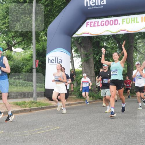 29.06.2025 - hella hamburg halbmarathon KatJ http://msf.ph/oto/8308411 29.06.2025 10:44:17 Zwischen KM18-KM19 1200, 1833, 2488, 3413, 3859, 4426, 5015, 5134, 5457, 5458, 5728 meine-sportfotos.de