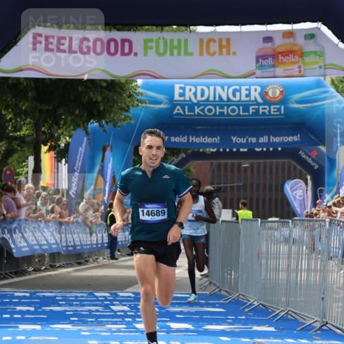 29.06.2025 - hella hamburg halbmarathon Strokosch-Dieckow http://msf.ph/oto/8308429 29.06.2025 10:13:55 Ziel 31, 42, 14689 meine-sportfotos.de