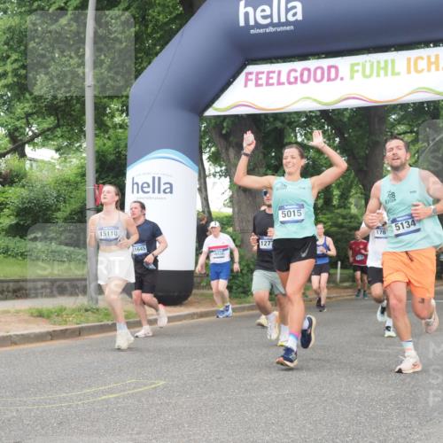 29.06.2025 - hella hamburg halbmarathon KatJ http://msf.ph/oto/8308538 29.06.2025 10:44:18 Zwischen KM18-KM19 1200, 2488, 3413, 3859, 4426, 5015, 5134, 5457, 5458, 5728 meine-sportfotos.de