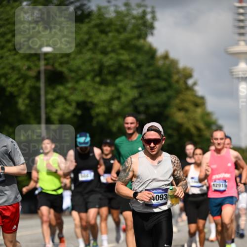 29.06.2025 - hella hamburg halbmarathon Dr. Thomas Lammeyer http://msf.ph/oto/8308561 29.06.2025 09:54:40 Kennedybrücke 1136, 1256, 1441, 1677, 1912, 1962, 2579, 3056, 3700, 3947, 4854, 4865, 4888, 4889, 5087, 5275, 5506, 6429, 6593, 6639, 6721, 6901, 7116, 7284, 7378, 7635, 7693, 8122, 8319, 8966, 9262, 9313, 9371, 9755, 9833, 9885, 10193, 10415, 10469 meine-sportfotos.de
