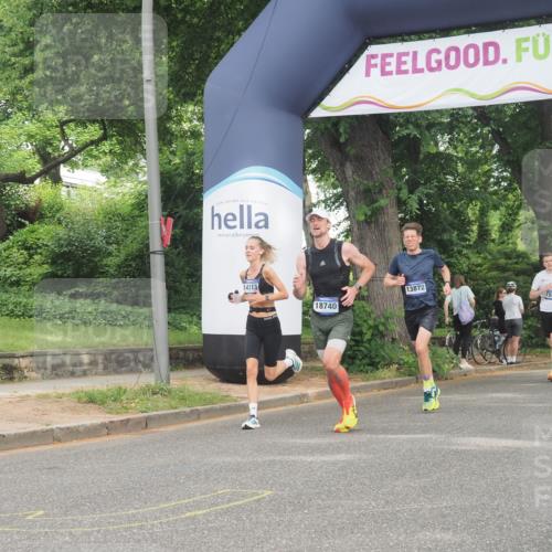 29.06.2025 - hella hamburg halbmarathon KatJ http://msf.ph/oto/8308684 29.06.2025 10:15:00 Zwischen KM18-KM19  meine-sportfotos.de