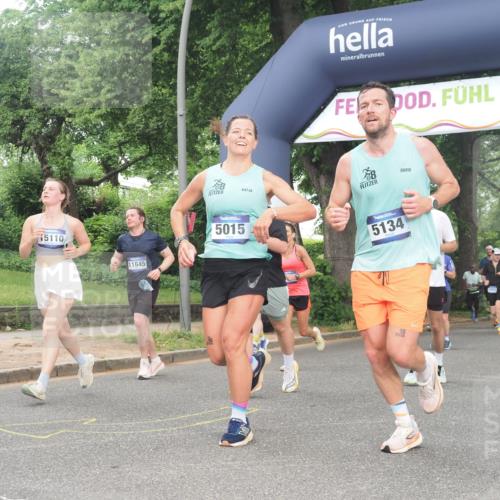 29.06.2025 - hella hamburg halbmarathon KatJ http://msf.ph/oto/8308744 29.06.2025 10:44:19 Zwischen KM18-KM19 1200, 2488, 3859, 4426, 5015, 5134, 5457, 5458, 5728 meine-sportfotos.de