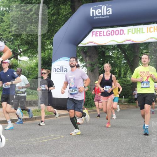 29.06.2025 - hella hamburg halbmarathon KatJ http://msf.ph/oto/8309108 29.06.2025 10:44:25 Zwischen KM18-KM19 2652, 2656, 3575, 4632, 5391, 6892, 7159 meine-sportfotos.de