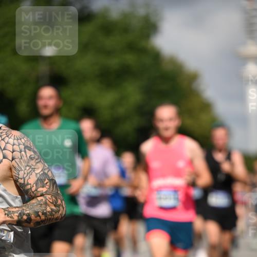 29.06.2025 - hella hamburg halbmarathon Dr. Thomas Lammeyer http://msf.ph/oto/8309197 29.06.2025 09:54:42 Kennedybrücke 1136, 1256, 1441, 1677, 1912, 1962, 2579, 2972, 3056, 3700, 3947, 4759, 4854, 4865, 4888, 4889, 5087, 5275, 6593, 6639, 6721, 6901, 7116, 7284, 7378, 7635, 7693, 8122, 8319, 8966, 9262, 9313, 9371, 9755, 9833, 9885, 10193, 10415, 10469 meine-sportfotos.de