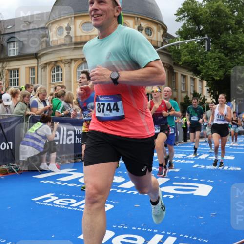 29.06.2025 - hella hamburg halbmarathon Strokosch-Dieckow http://msf.ph/oto/8309248 29.06.2025 10:56:42 Ziel 2378, 3836, 4152, 6416, 6759, 7037, 7646, 8311, 8744, 8825, 8996, 9488, 11083, 11870, 12509, 13816, 14369, 14461, 15134, 15145, 15431, 15712, 16008, 16009, 16043, 16121, 17133, 17259, 18340, 18634, 18899 meine-sportfotos.de