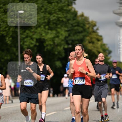29.06.2025 - hella hamburg halbmarathon Dr. Thomas Lammeyer http://msf.ph/oto/8309284 29.06.2025 10:17:07 Kennedybrücke 1007, 1020, 1051, 1328, 1859, 3218, 4187, 4554, 5597, 5598, 6489, 7346, 7873, 8115, 8279, 9527, 10581 meine-sportfotos.de