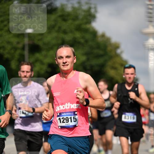 29.06.2025 - hella hamburg halbmarathon Dr. Thomas Lammeyer http://msf.ph/oto/8309398 29.06.2025 09:54:43 Kennedybrücke 1136, 1256, 1441, 1677, 1912, 1962, 2579, 2972, 3056, 3700, 3947, 4759, 4854, 4865, 4888, 4889, 5087, 5275, 6593, 6639, 6721, 6901, 7116, 7284, 7378, 7635, 7693, 8122, 8319, 8966, 9262, 9313, 9371, 9755, 9833, 9885, 10193, 10415, 10469 meine-sportfotos.de